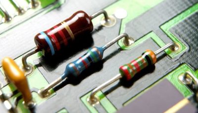 مقاومت چیست | معرفی انواع مقاومت و نحوه خواندن مقدار مقاومت ها با نوار رنگی